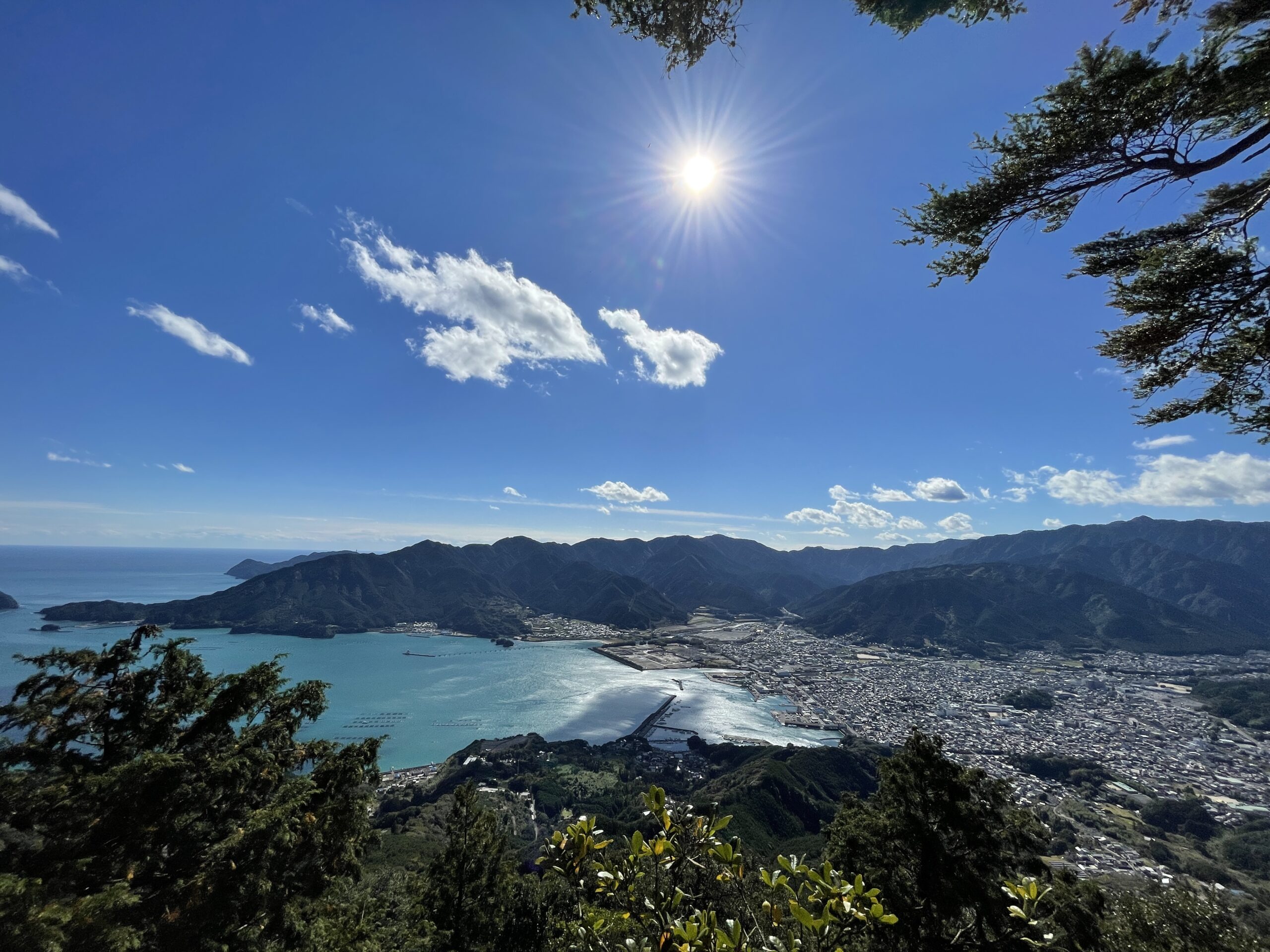 尾鷲湾全景